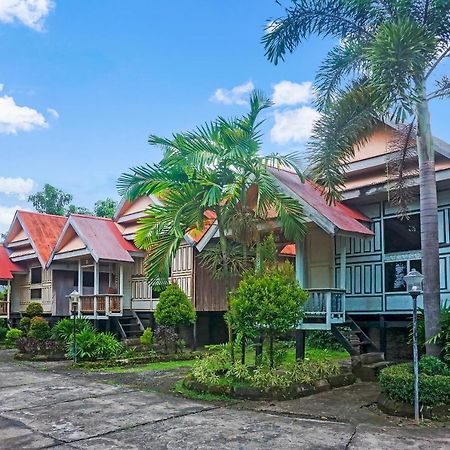Balangberu Oyo 90923 Makassar Cottage المظهر الخارجي الصورة