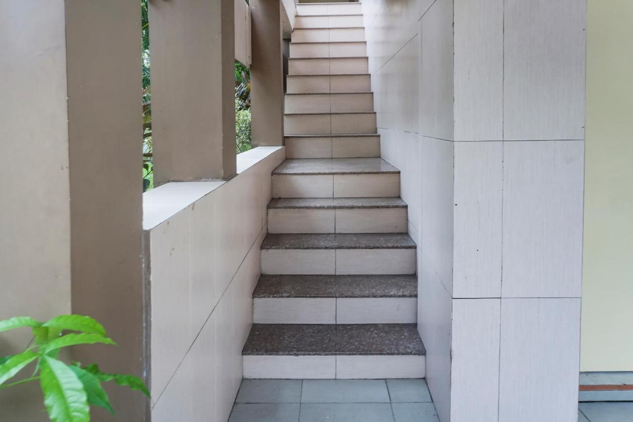 Balangberu Oyo 90923 Makassar Cottage المظهر الخارجي الصورة