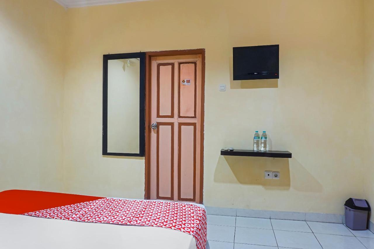 Balangberu Oyo 90923 Makassar Cottage المظهر الخارجي الصورة