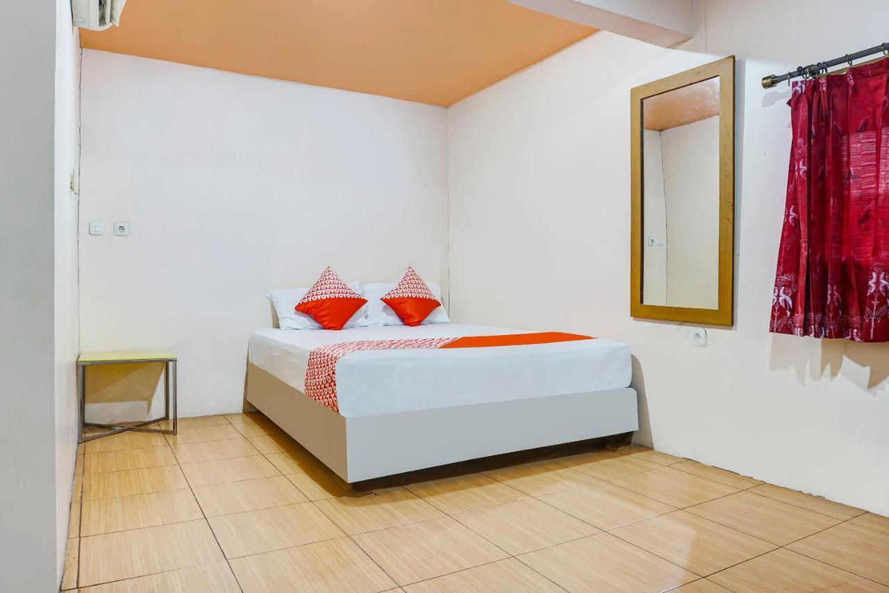Balangberu Oyo 90923 Makassar Cottage المظهر الخارجي الصورة